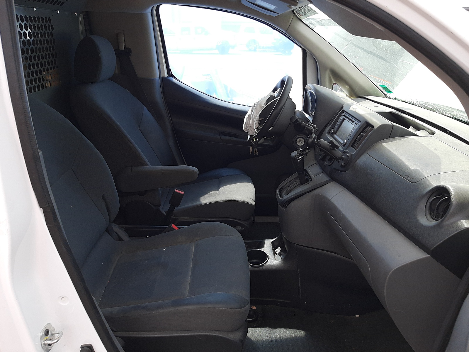 Photo 5 from auction – 2018 NISSAN NV200 2.5S with VIN 3N6CM0KN2JK693574