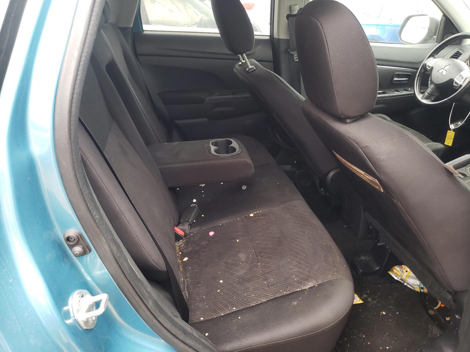 Photo 6 from auction – 2013 MITSUBISHI OUTLANDER with VIN 4A4AP5AU3DE021358