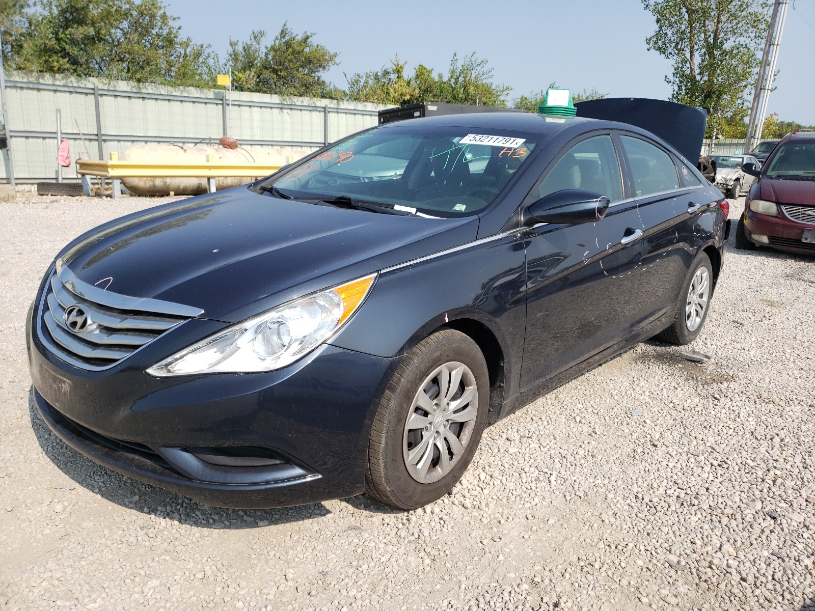 Photo 2 from auction – 2012 HYUNDAI SONATA GLS with VIN 5NPEB4AC6CH376290
