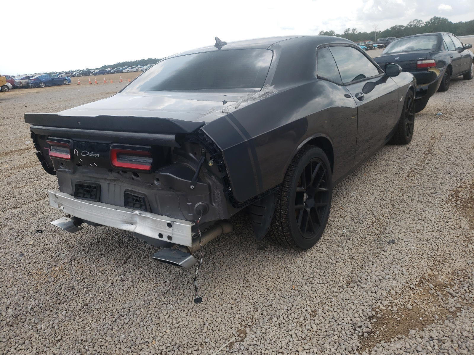 Photo 4 from auction – 2015 DODGE CHALLENGER with VIN 2C3CDZFJ9FH892702