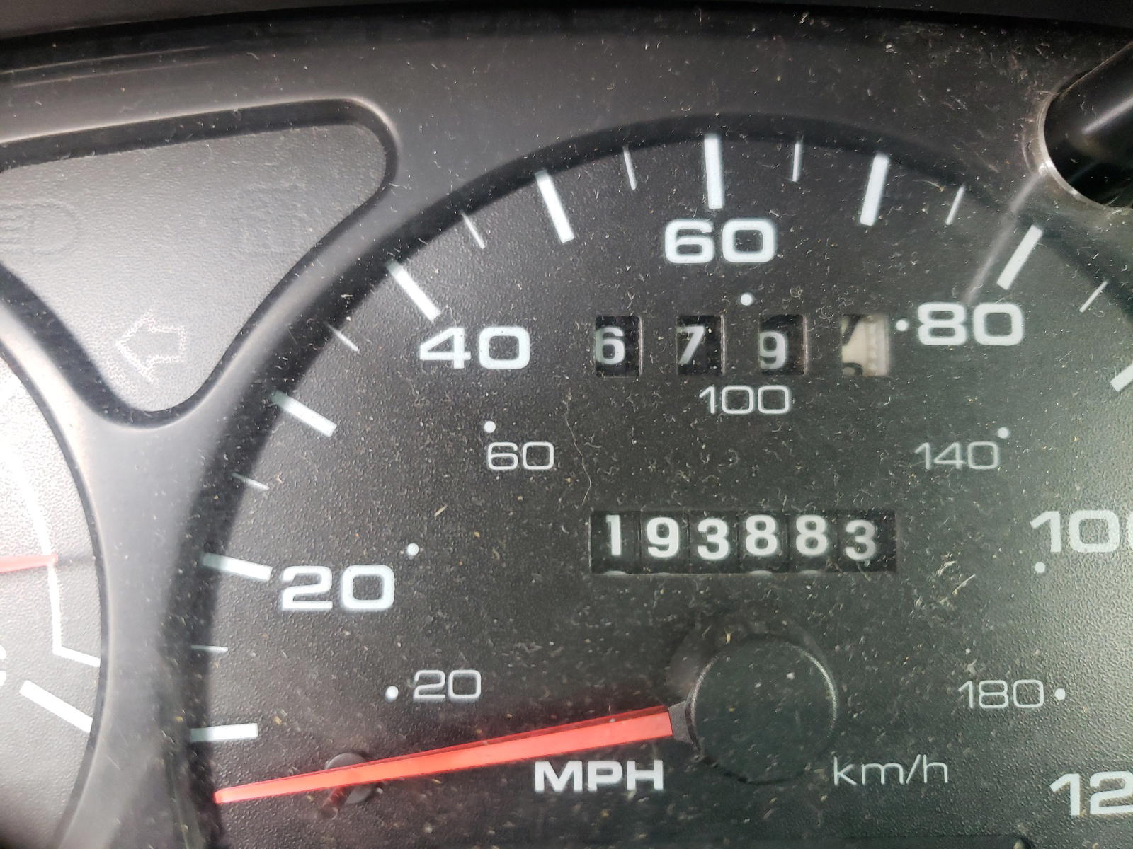 Photo 8 from auction – 2001 FORD TAURUS SE with VIN 1FAFP53261G271479