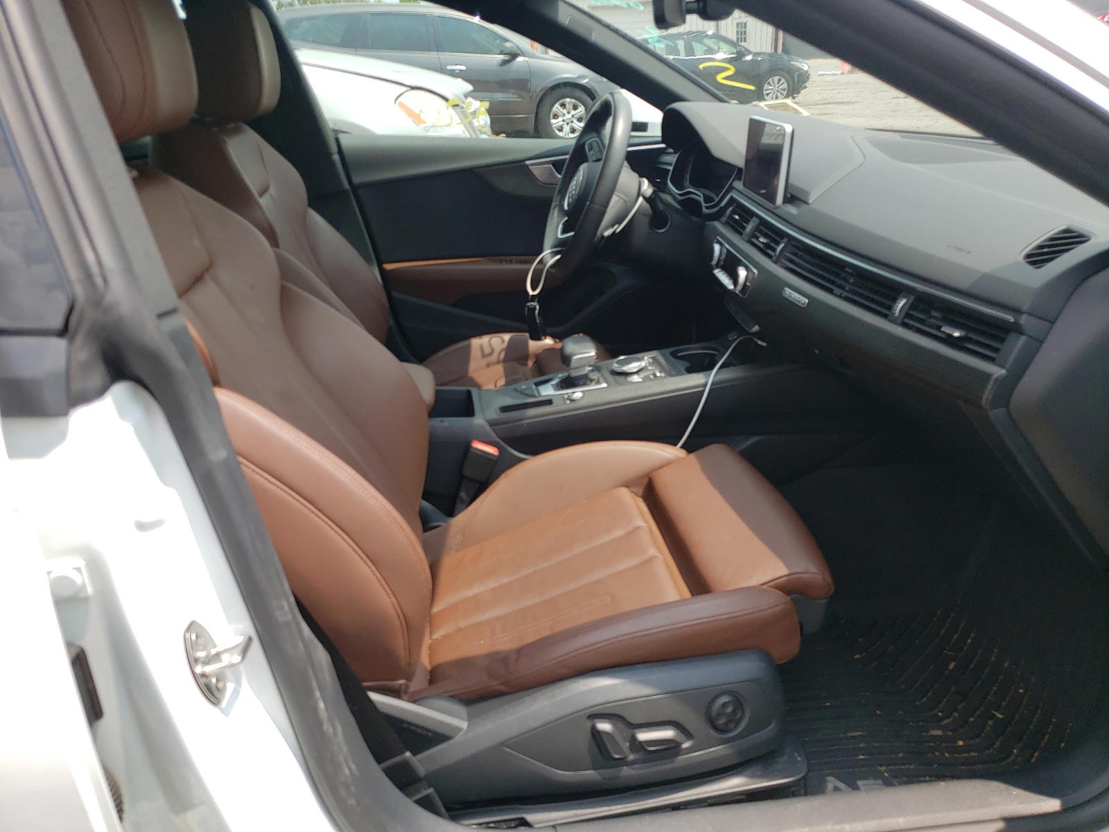 Photo 5 from auction – 2018 AUDI A5 PREMIUM with VIN WAUENCF50JA136858