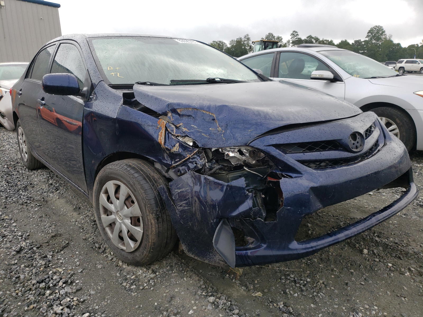 TOYOTA COROLLA BA 2011 with VIN JTDBU4EE3BJ104665 - Photo from auction