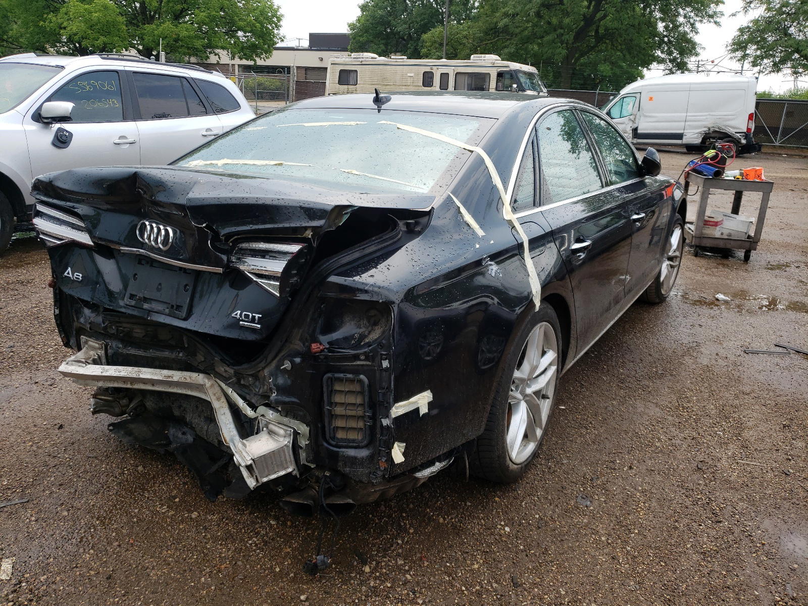 Photo 4 from auction – 2015 AUDI A8 QUATTRO with VIN WAUJ2AFD8FN026997