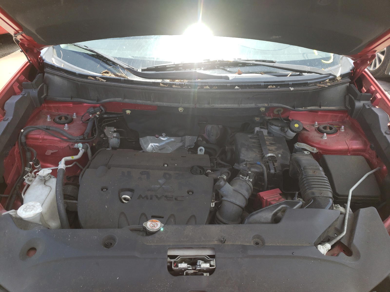 Photo 7 from auction – 2016 MITSUBISHI OUTLANDER with VIN JA4AP3AU8GZ040779