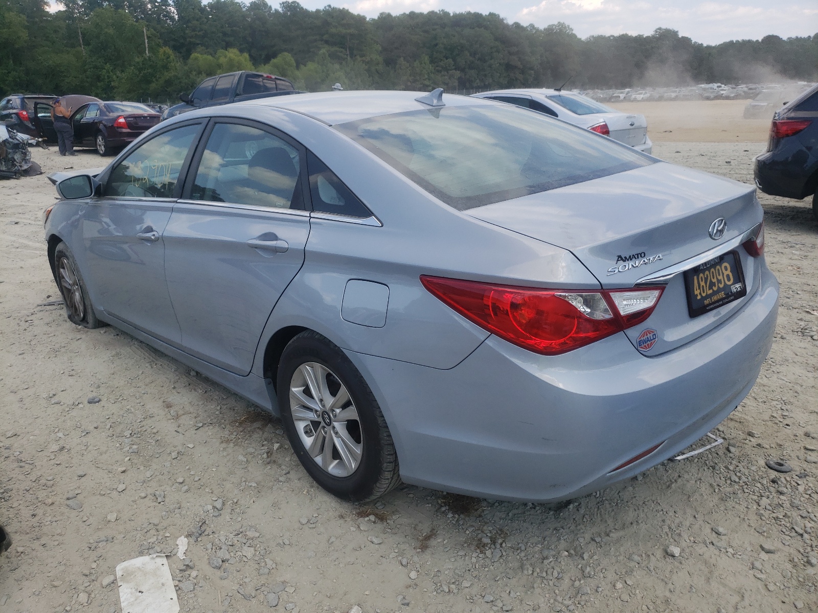 Photo 3 from auction – 2011 HYUNDAI SONATA GLS with VIN 5NPEB4AC1BH147689