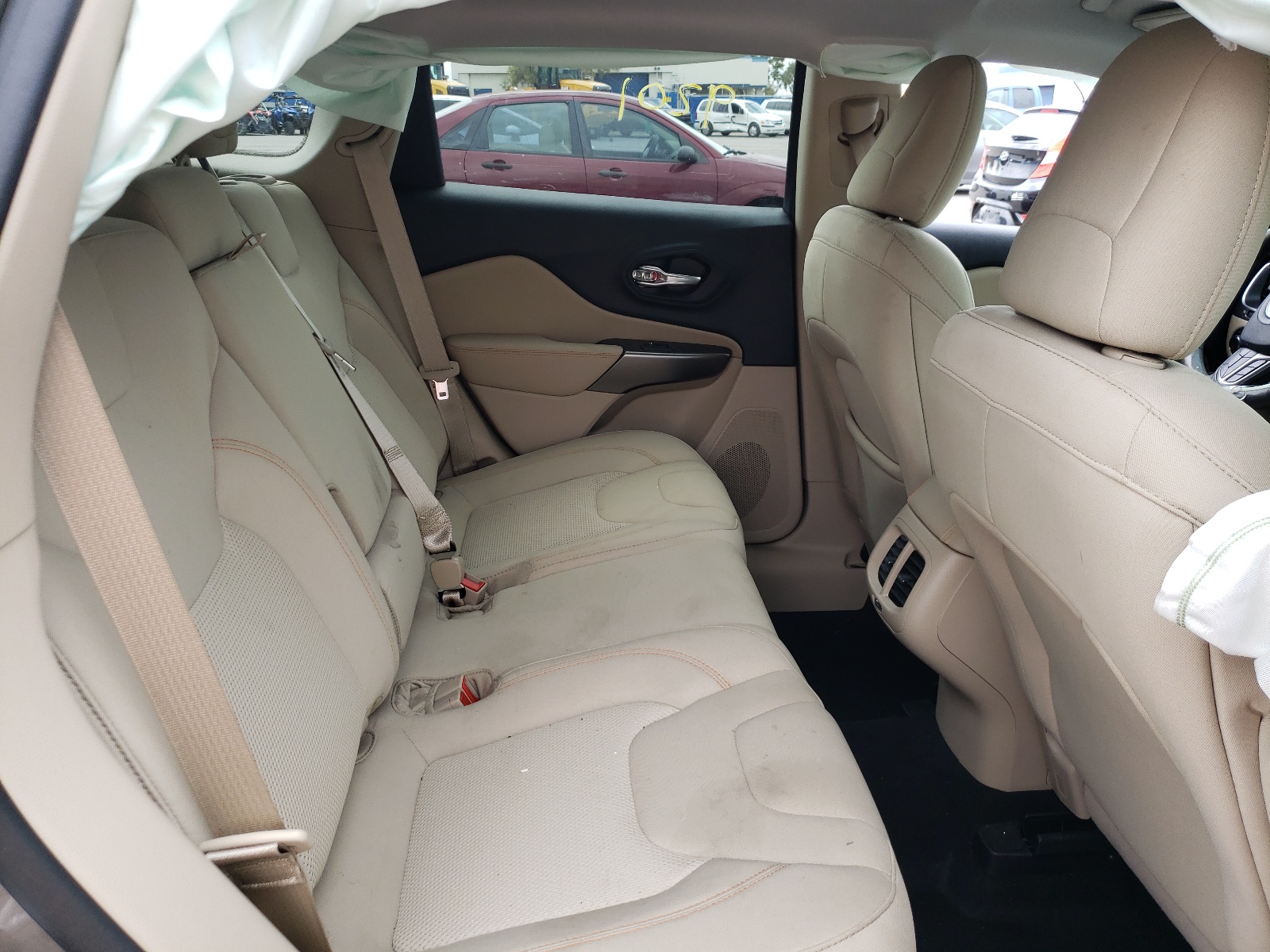 Photo 6 from auction – 2021 JEEP CHEROKEE L with VIN 1C4PJLCBXMD112197