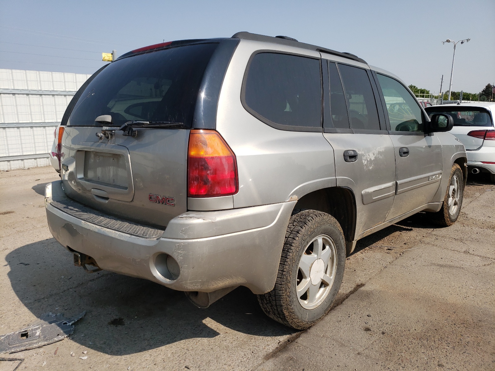 Photo 4 from auction – 2002 GMC ENVOY XL with VIN 1GKDT13S822128994