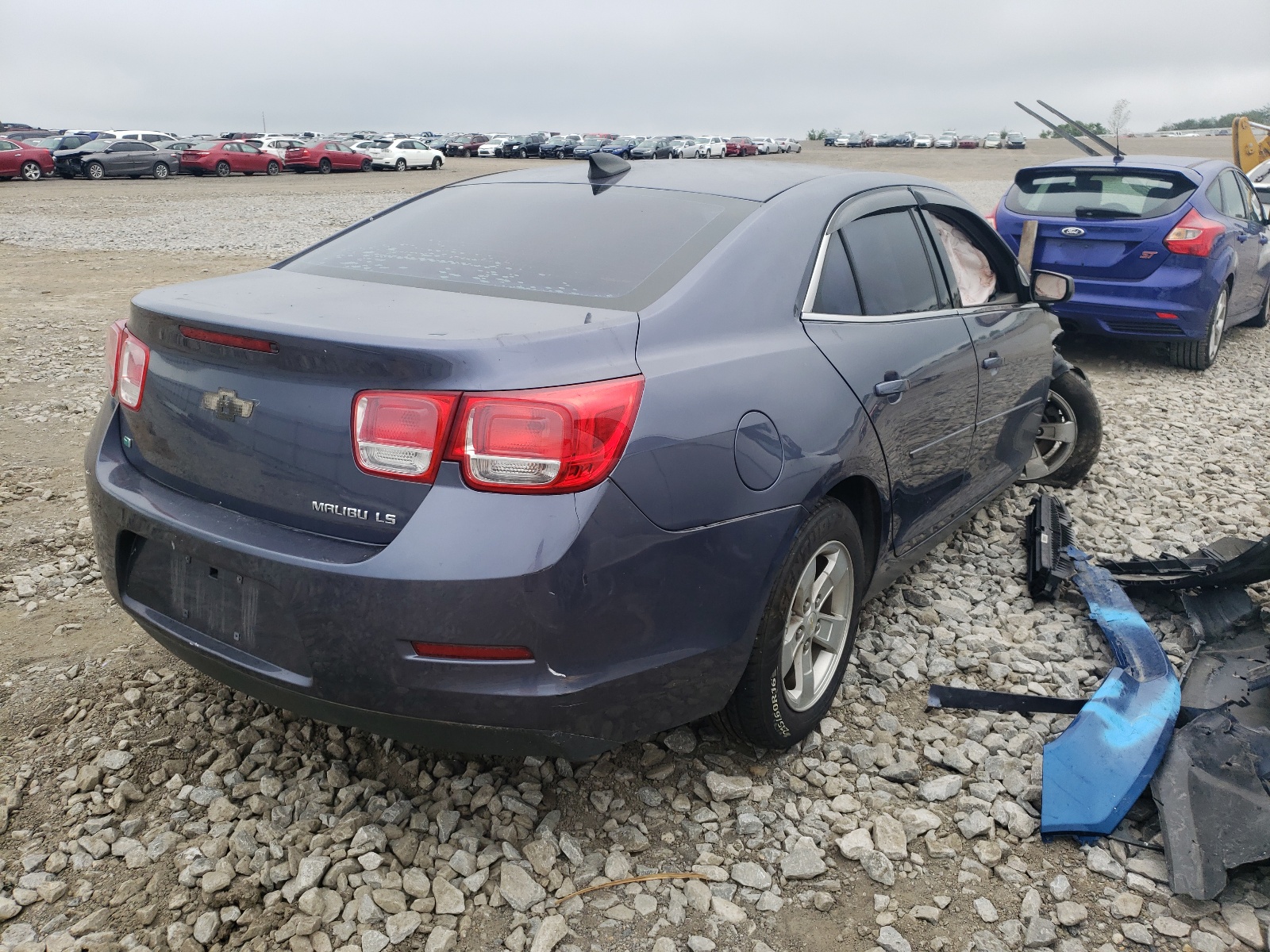 Photo 4 from auction – 2015 CHEVROLET MALIBU LS with VIN 1G11B5SL1FF147722