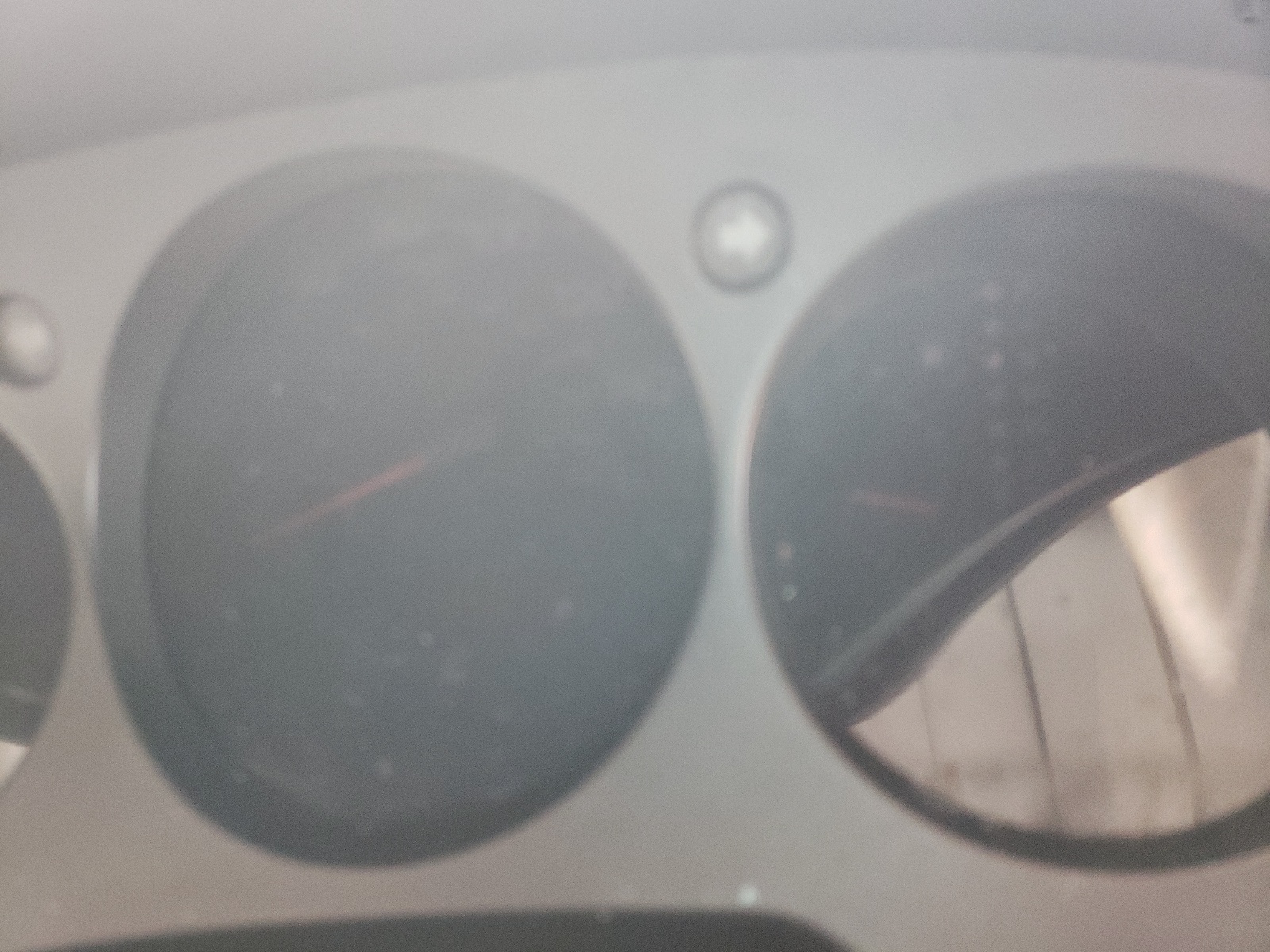 Photo 8 from auction – 2002 ACURA 3.5RL with VIN JH4KA96682C011141
