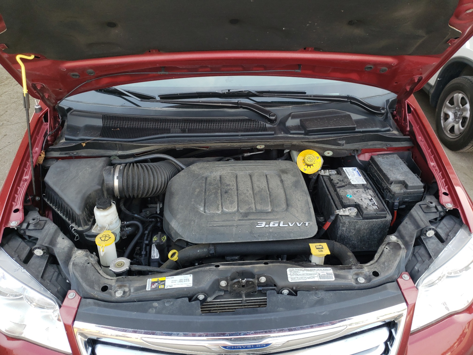 Photo 7 from auction – 2014 CHRYSLER TOWN & COU with VIN 2C4RC1BG2ER134147