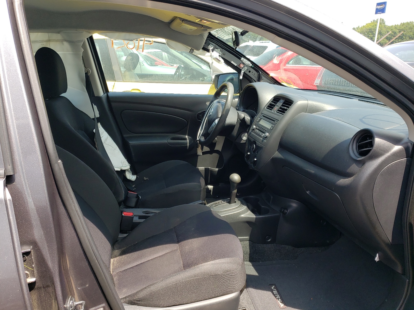 Photo 5 from auction – 2018 NISSAN VERSA S with VIN 3N1CN7AP7JL857300