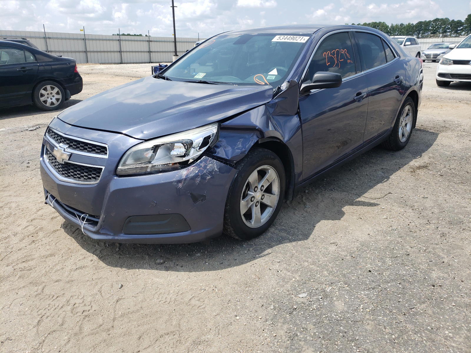 Photo 2 from auction – 2015 CHEVROLET MALIBU LS with VIN 1G11B5SL3FF249930