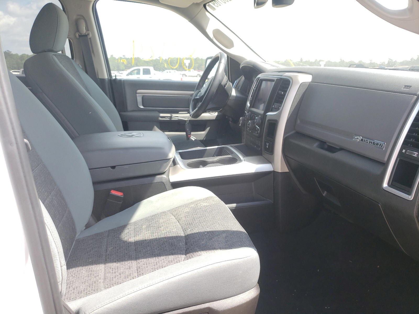 Photo 5 from auction – 2019 RAM 1500 CLASS with VIN 1C6RR7LT2KS598294