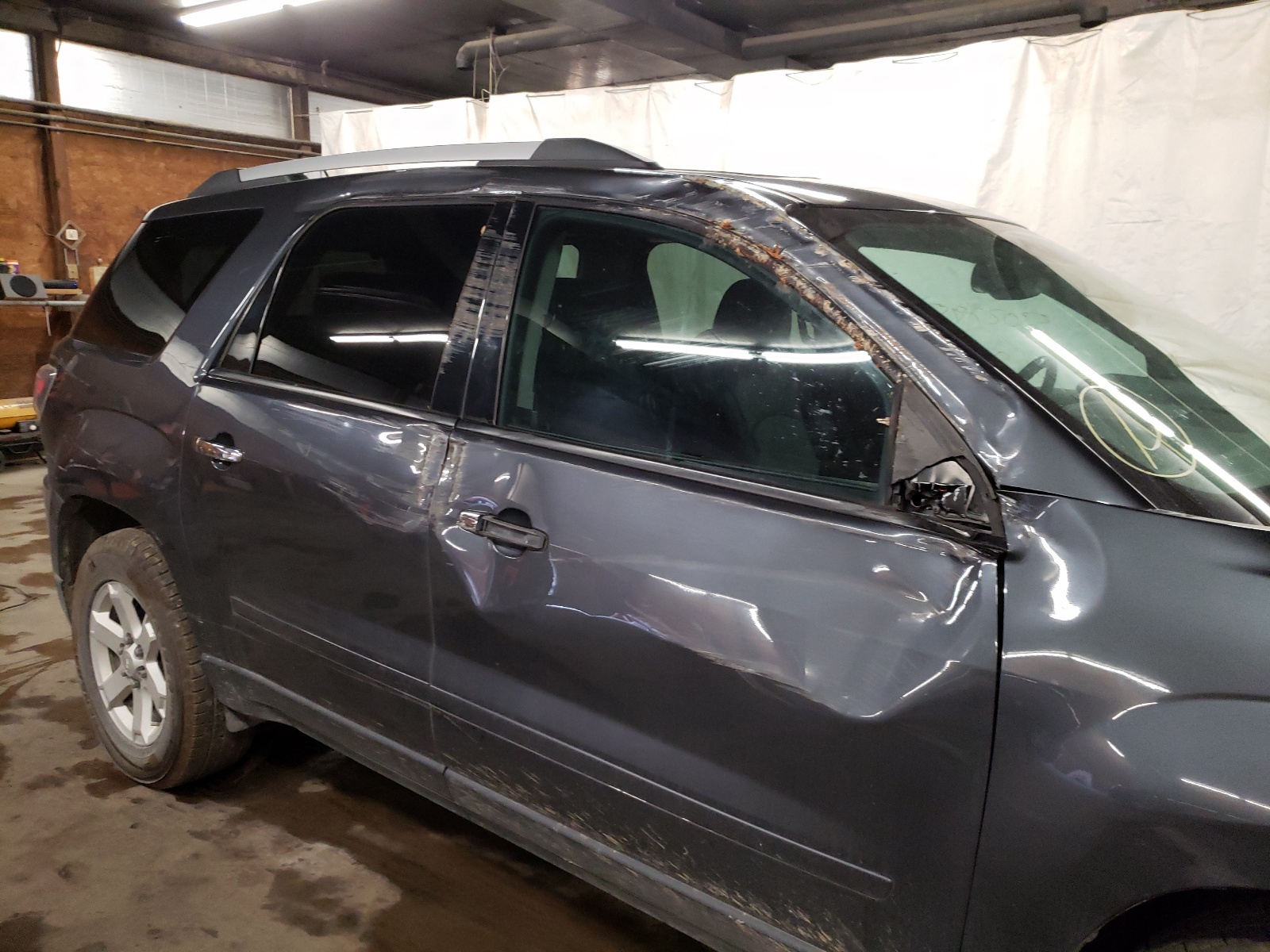 Photo 9 from auction – 2013 GMC ACADIA SLE with VIN 1GKKVPKD4DJ166853