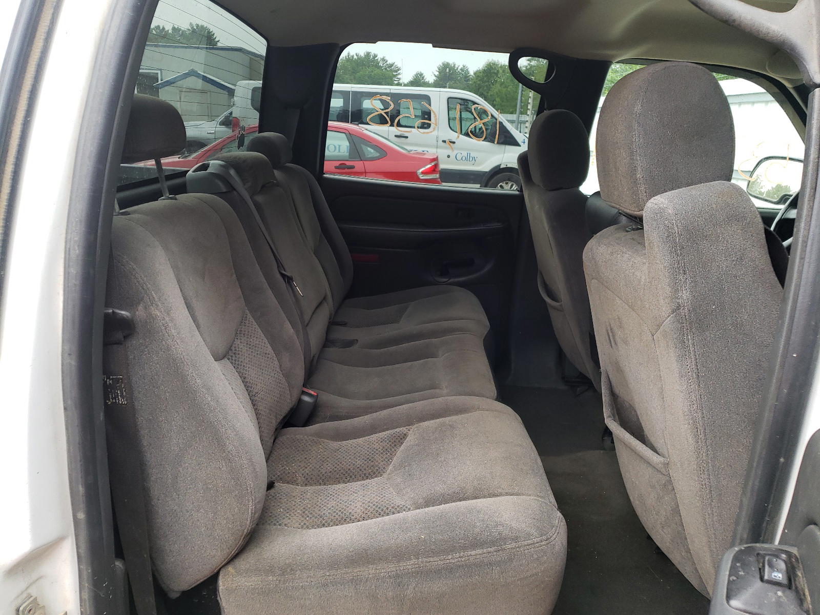 Photo 6 from auction – 2005 CHEVROLET SILVERADO with VIN 2GCEK13T651355844