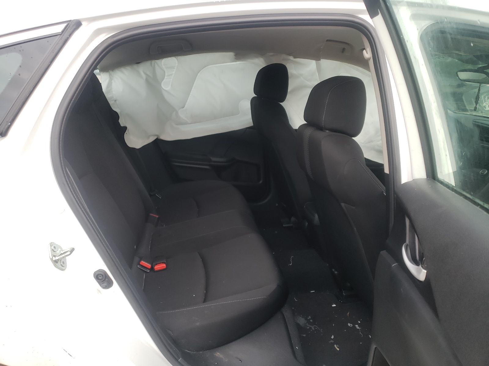 Photo 6 from auction – 2020 HONDA CIVIC LX with VIN 19XFC2F62LE030475