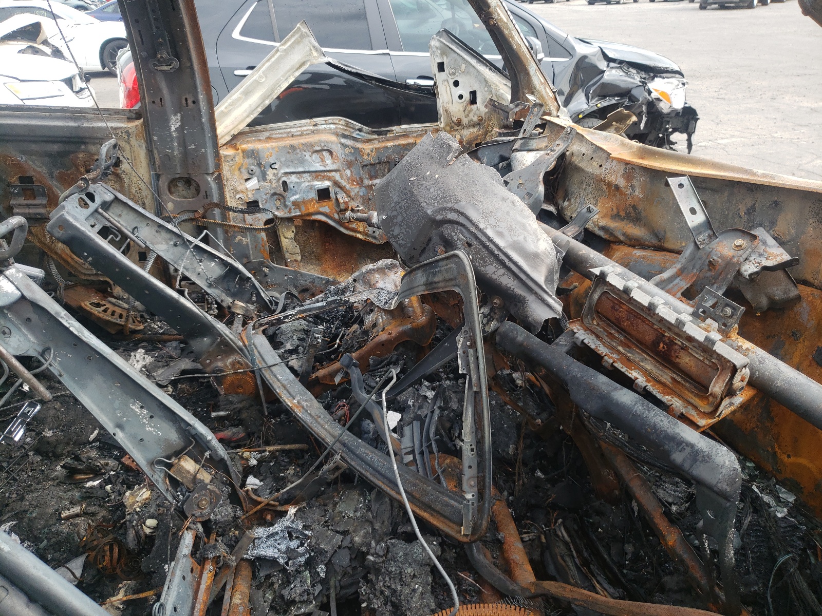 Photo 5 from auction – 2014 FORD F150 SUPER with VIN 1FTFW1EFXEKE05175