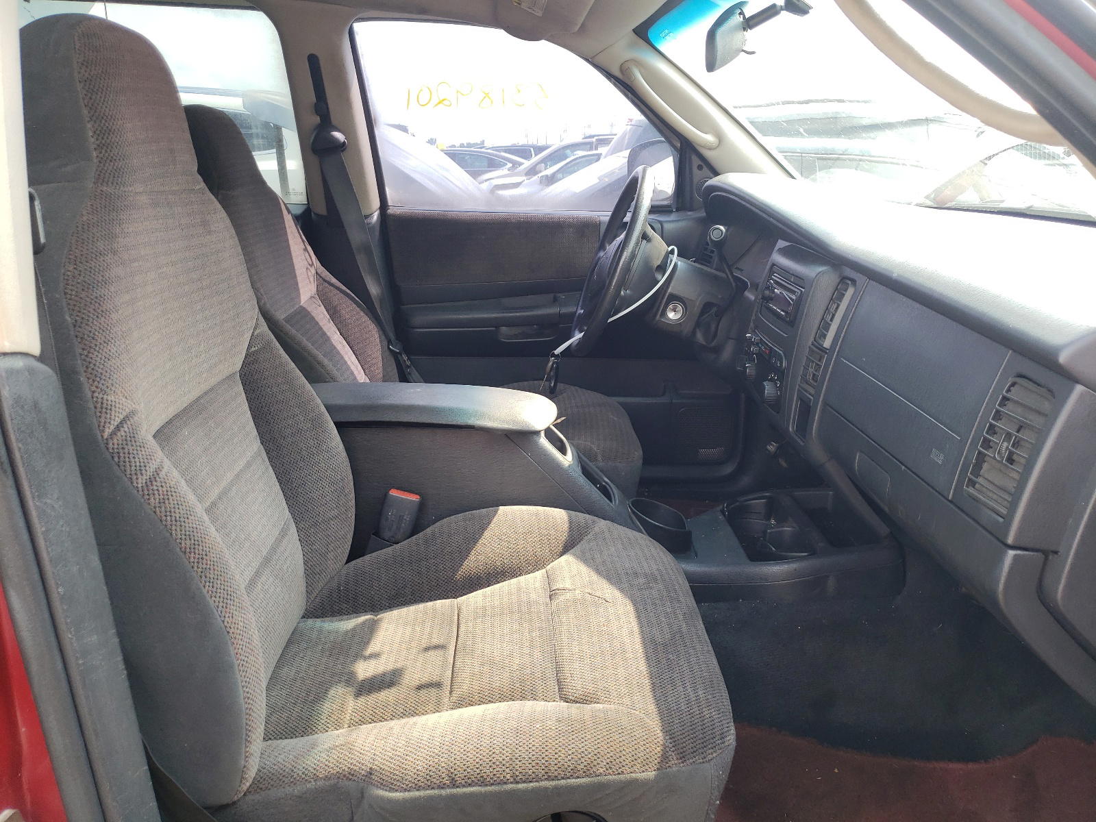 Photo 5 from auction – 2001 DODGE DURANGO with VIN 1B4HS28NX1F580569