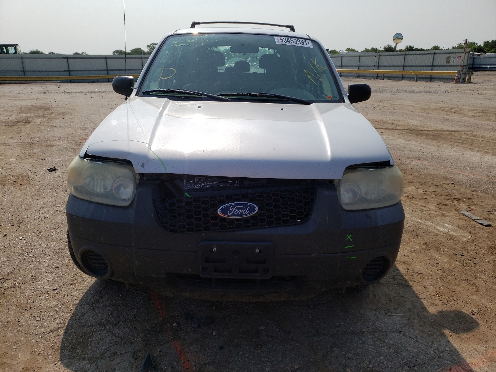Photo 9 from auction – 2007 FORD ESCAPE XLS with VIN 1FMYU92Z87KA03410