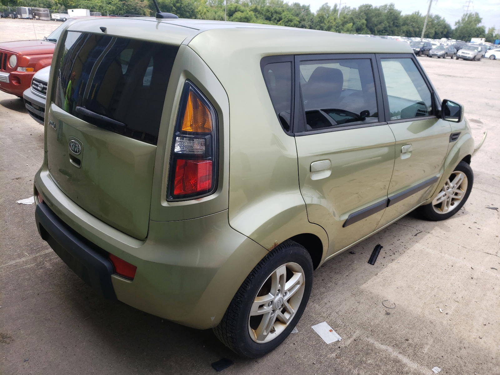 Photo 4 from auction – 2010 KIA SOUL + with VIN KNDJT2A22A7079753