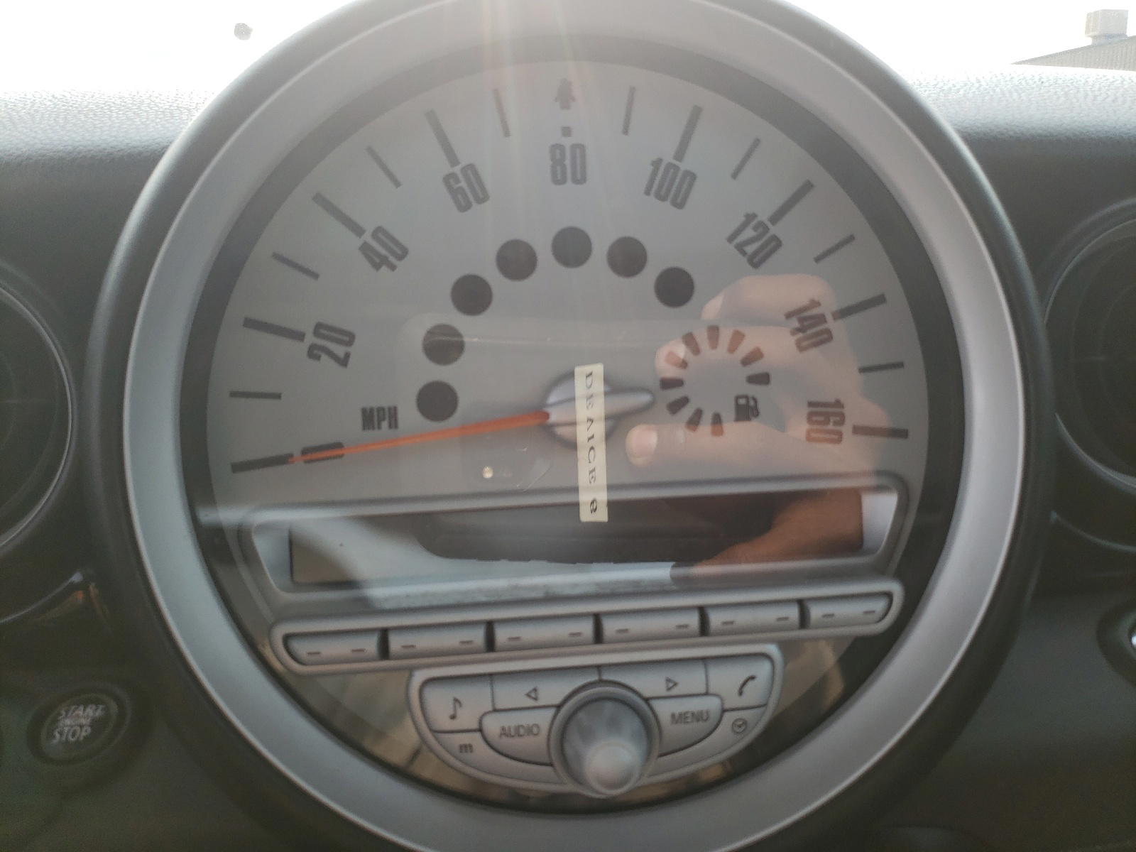 Photo 8 from auction – 2010 MINI COOPER S with VIN WMWMF7C57ATZ73339
