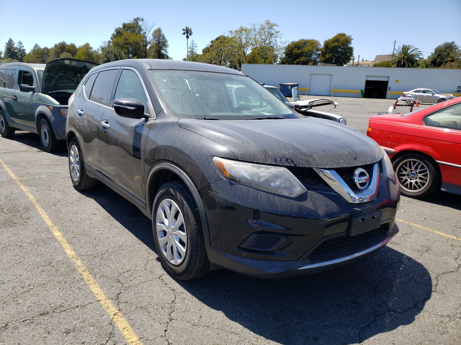 Photo 1 from auction – 2015 NISSAN ROGUE S with VIN 5N1AT2ML5FC882765