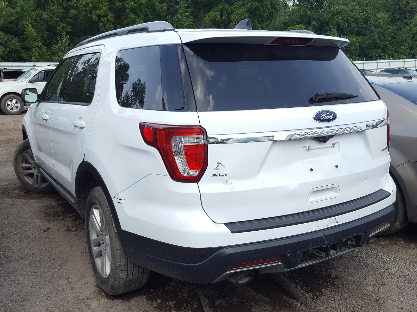 Photo 3 from auction – 2019 FORD EXPLORER X with VIN 1FM5K8DH3KGB20587