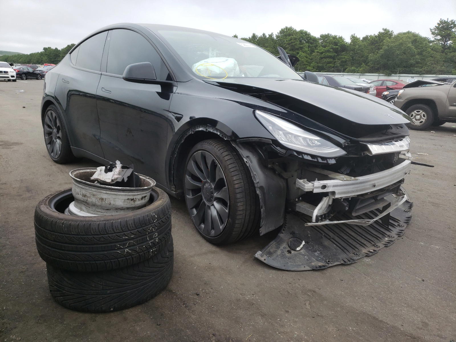 TESLA MODEL Y 2020 with VIN 5YJYGDEF5LF012153 - Photo from auction