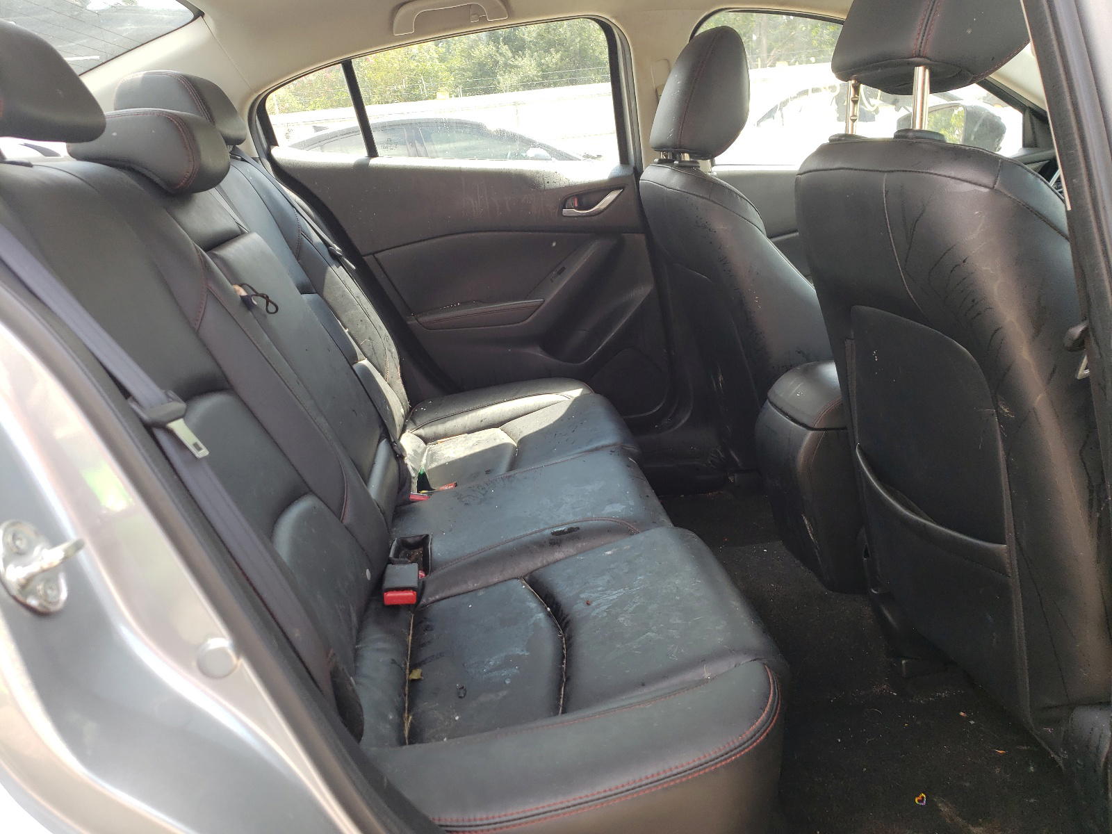 Photo 6 from auction – 2014 MAZDA 3 TOURING with VIN JM1BM1V3XE1108312