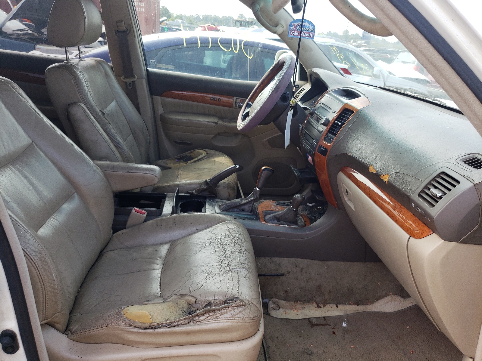 Photo 5 from auction – 2003 LEXUS GX 470 with VIN JTJBT20X330019572