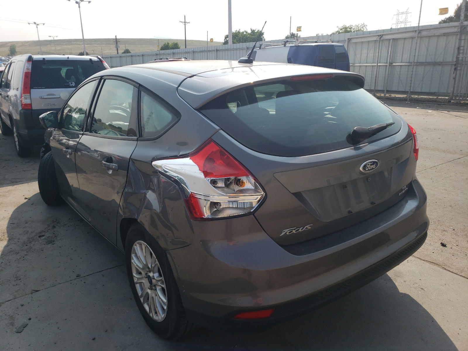 Photo 3 from auction – 2012 FORD FOCUS SE with VIN 1FAHP3K24CL373243