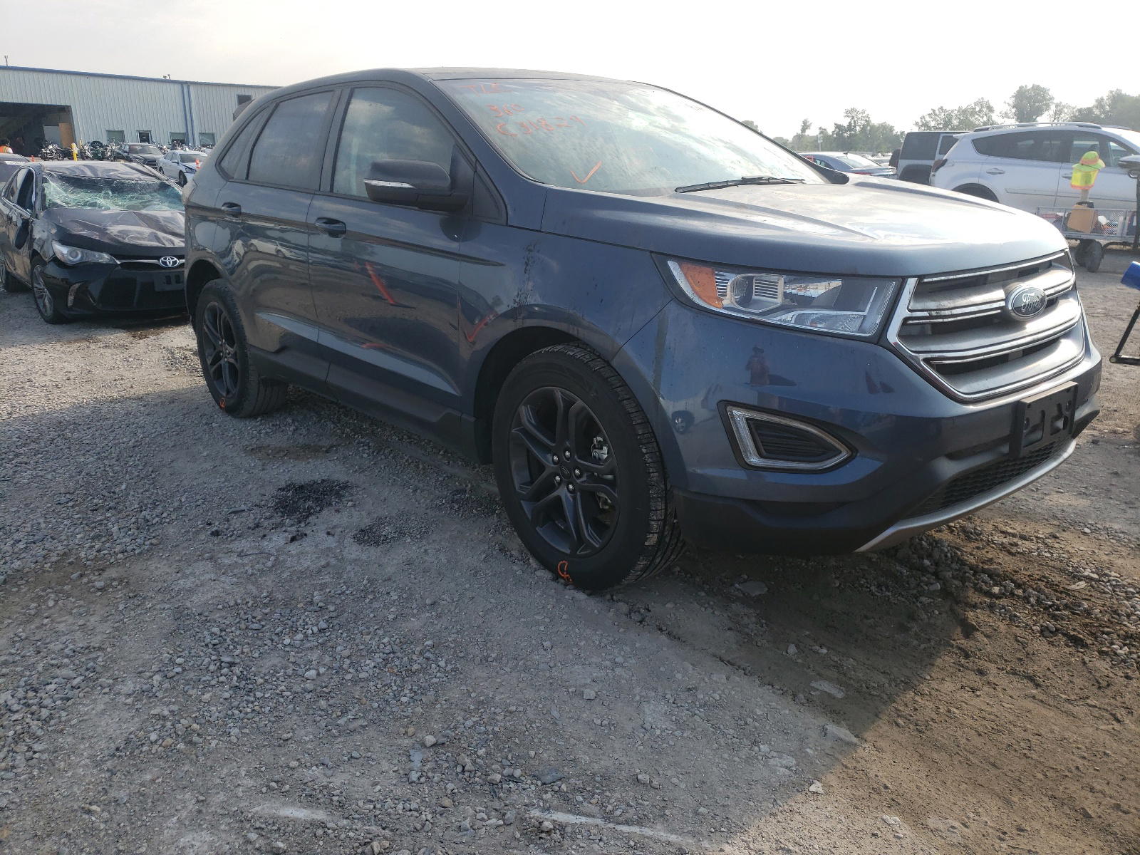 FORD EDGE SEL 2018 with VIN 2FMPK3J9XJBC31829 - Photo from auction