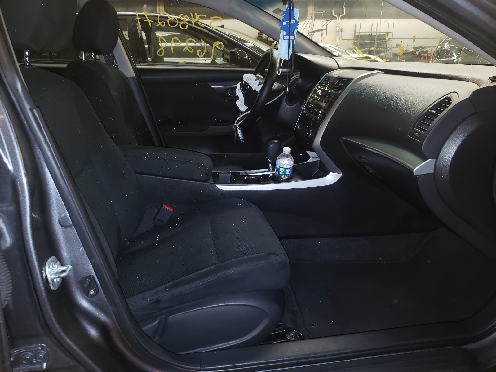 Photo 5 from auction – 2015 NISSAN ALTIMA 2.5 with VIN 1N4AL3AP1FN381089