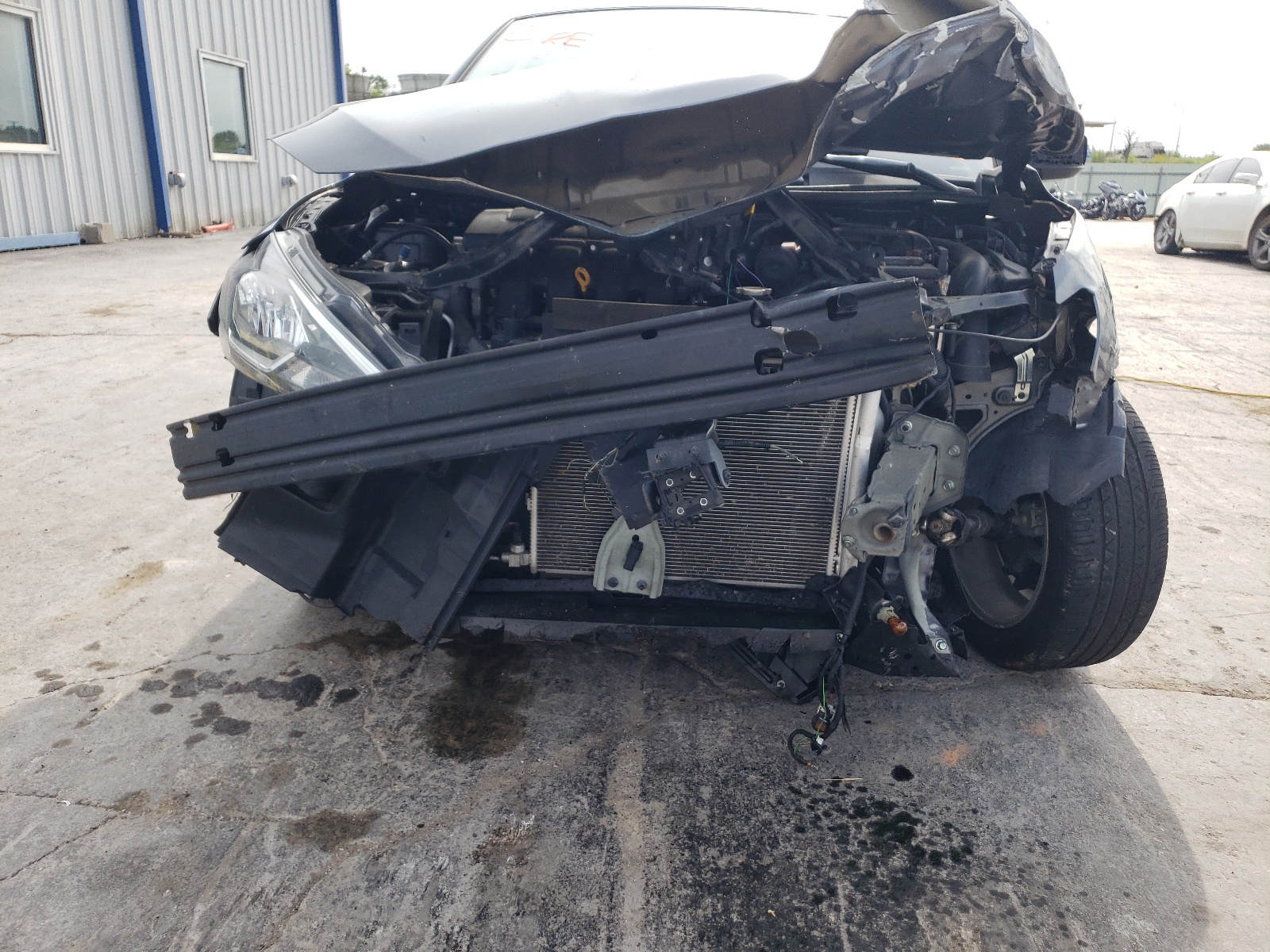 Photo 9 from auction – 2018 NISSAN SENTRA S with VIN 3N1AB7AP4JL657121