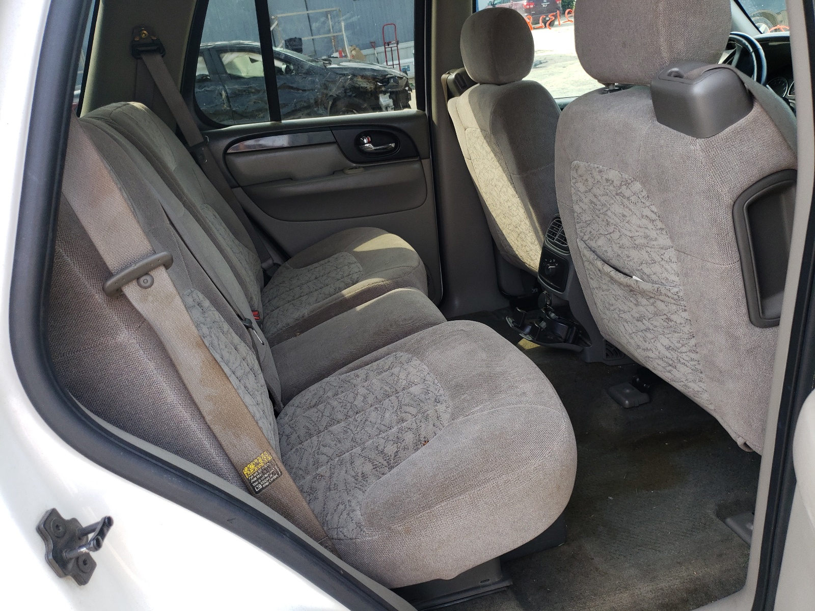 Zdjęcie 6 z aukcji – 2004 GMC ENVOY z VIN 1GKDT13SX42154063