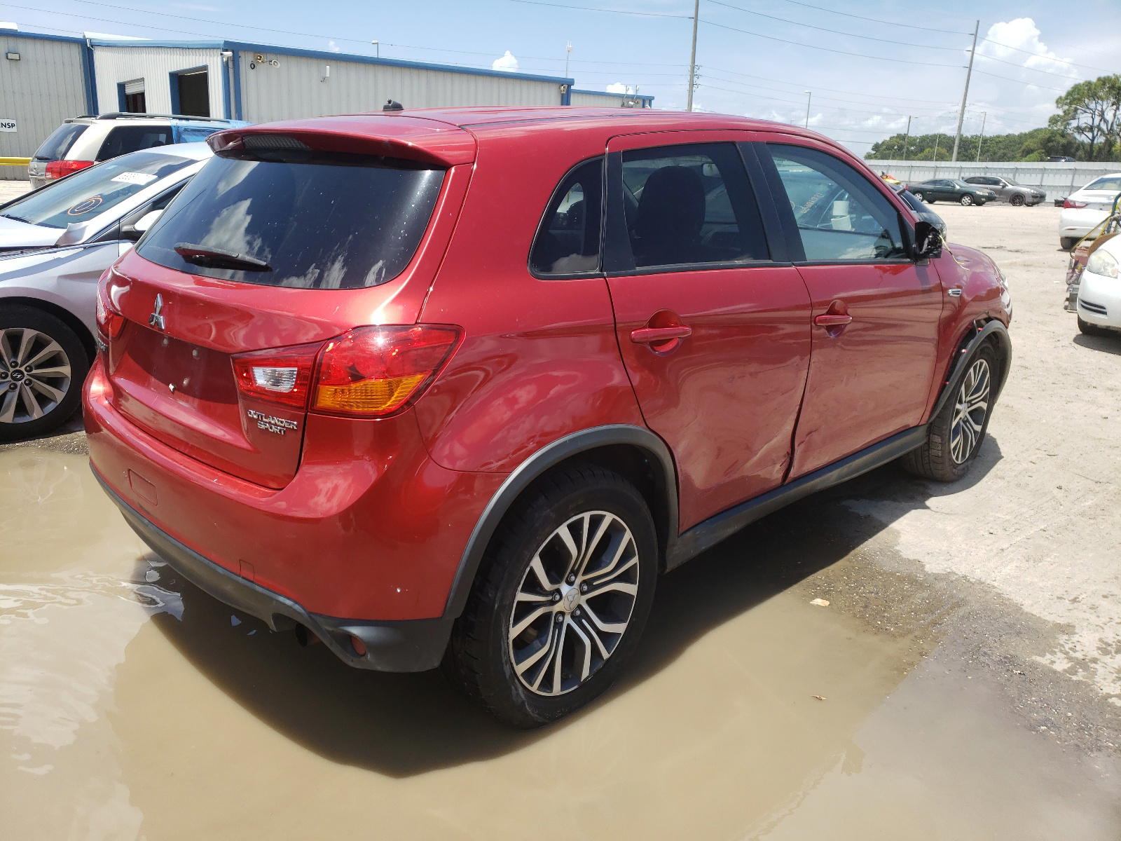 Photo 4 from auction – 2016 MITSUBISHI OUTLANDER with VIN JA4AP3AU8GZ040779