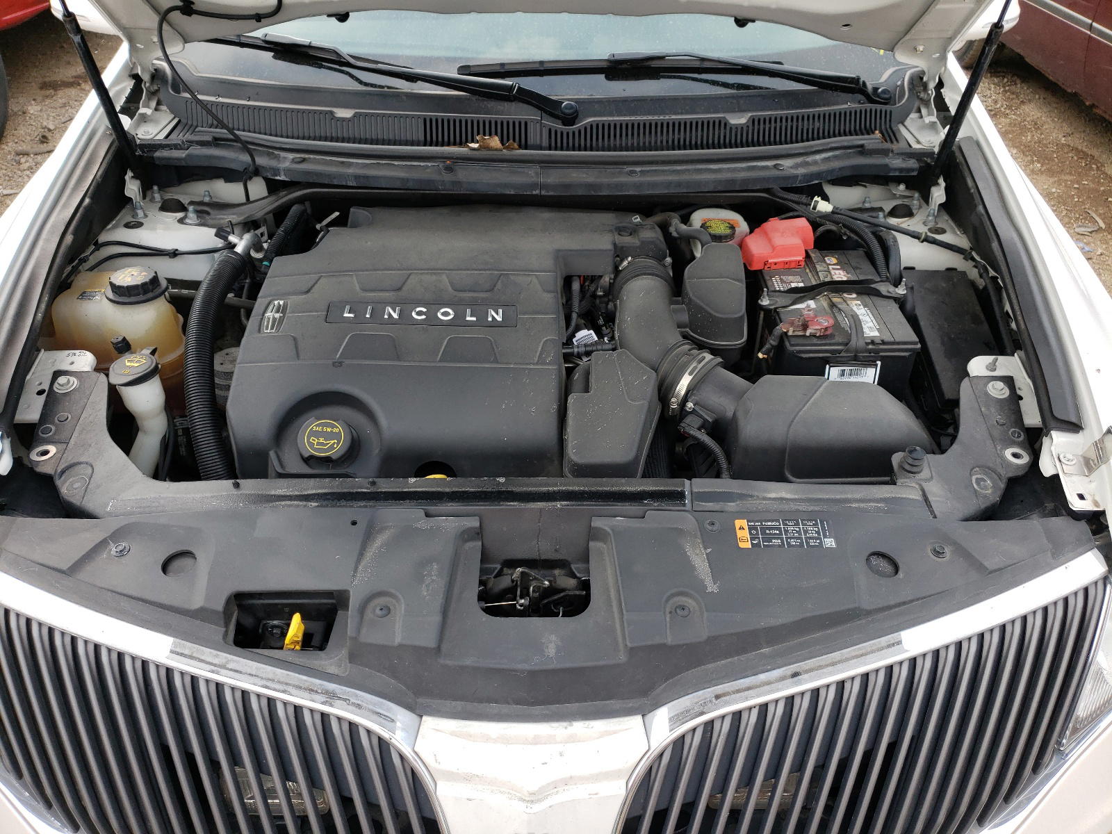 Photo 7 from auction – 2014 LINCOLN MKT with VIN 2L1MJ5LK3EBL57457