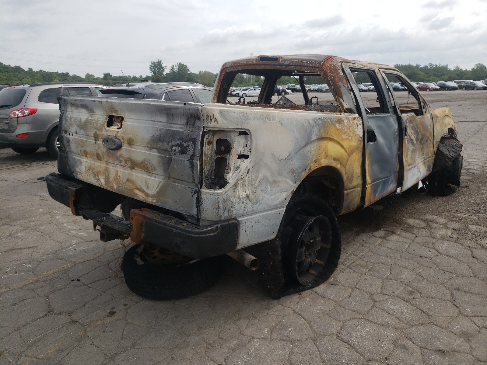 Photo 4 from auction – 2014 FORD F150 SUPER with VIN 1FTFW1EFXEKE05175