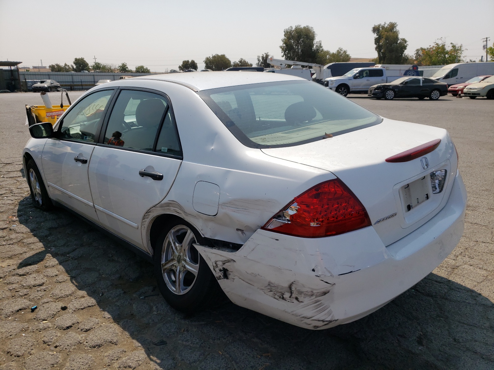 Photo 3 from auction – 2006 HONDA ACCORD VAL with VIN 1HGCM56166A025973