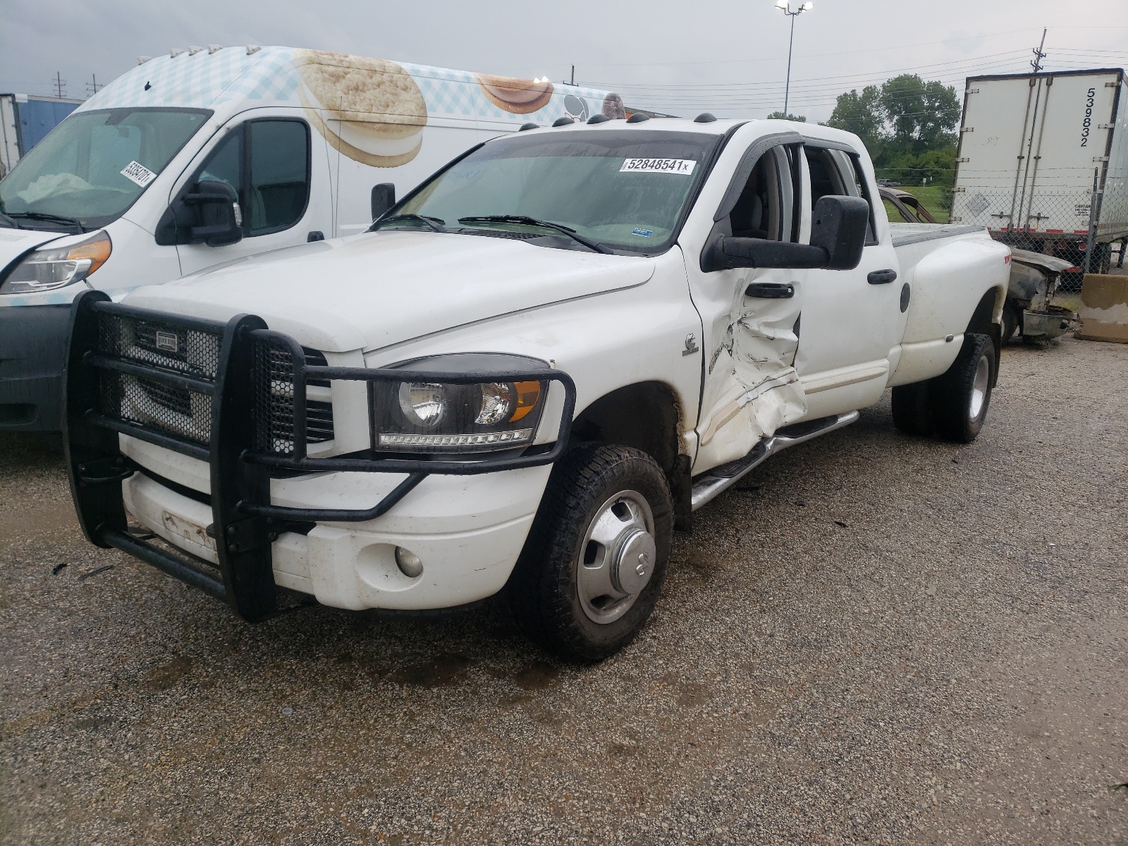 Zdjęcie 2 z aukcji – 2006 DODGE RAM 3500 S z VIN 3D7MX48C76G144769