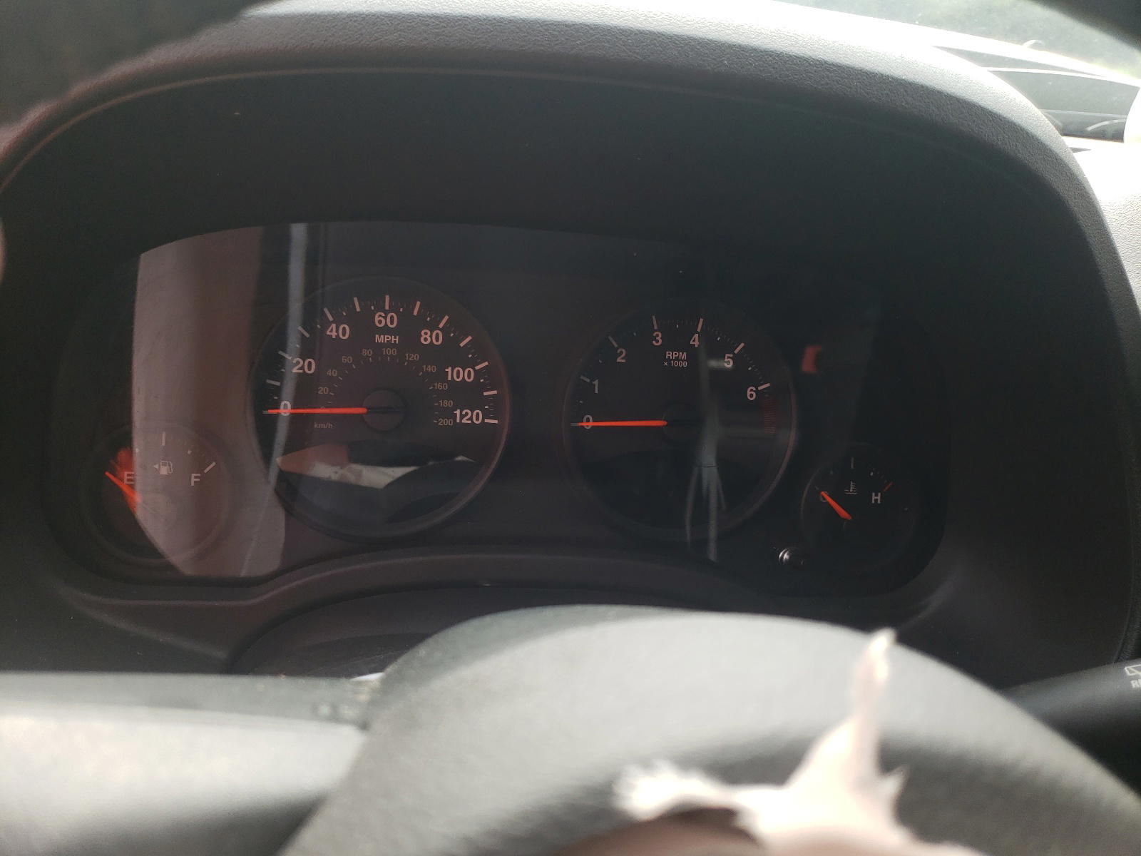 Photo 8 from auction – 2013 JEEP COMPASS LA with VIN 1C4NJDEB8DD253442