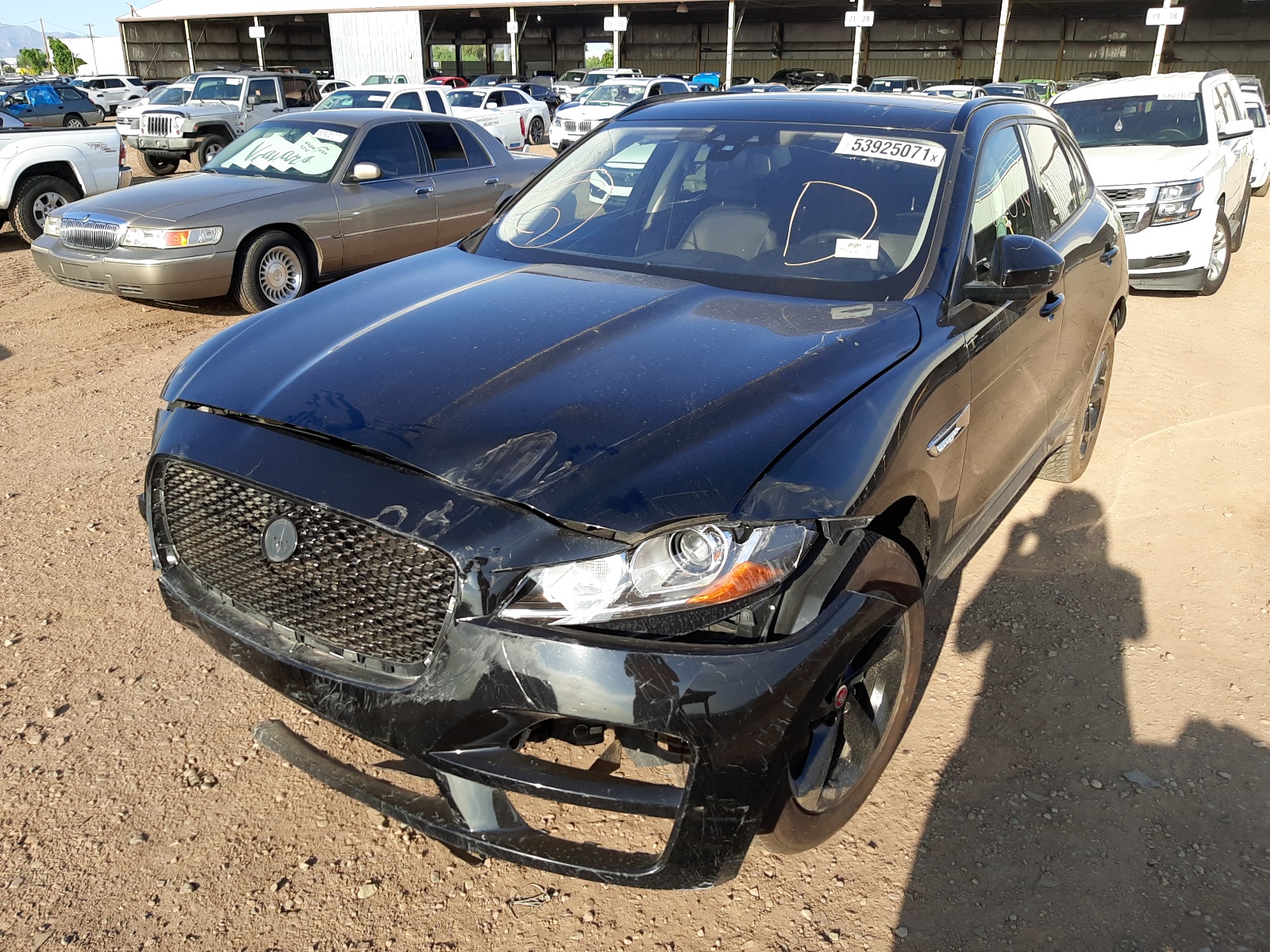 Photo 2 from auction – 2018 JAGUAR F-PACE PRE with VIN SADCJ2FX5JA271565