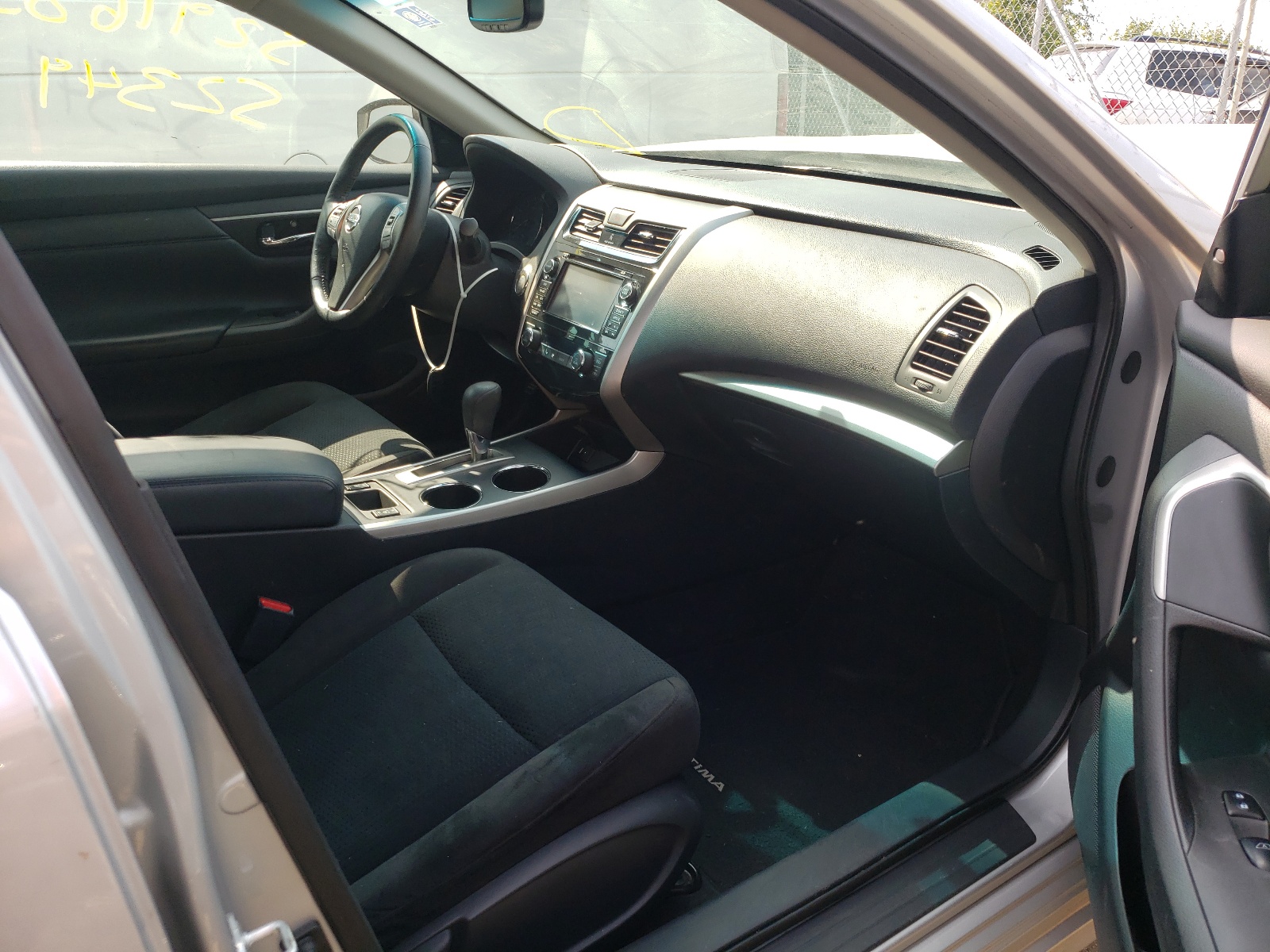 Photo 5 from auction – 2015 NISSAN ALTIMA 2.5 with VIN 1N4AL3APXFC410391