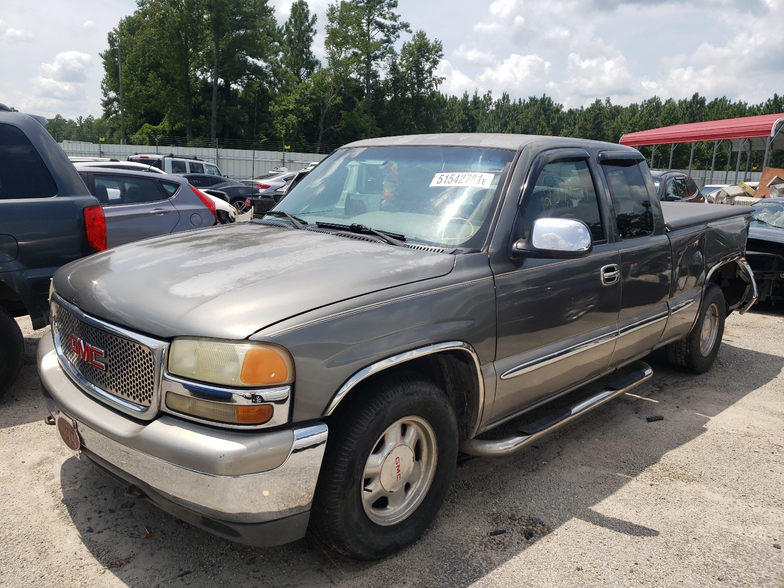 Фото 2 с аукциона – 2000 GMC NEW SIERRA с VIN 2GTEC19T6Y1209341