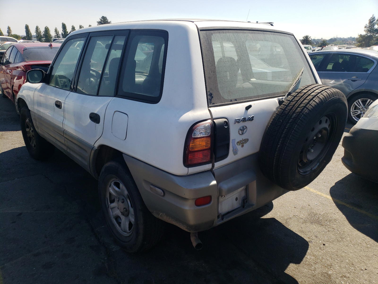 Photo 3 from auction – 2000 TOYOTA RAV4 with VIN JT3GP10V1Y0045167