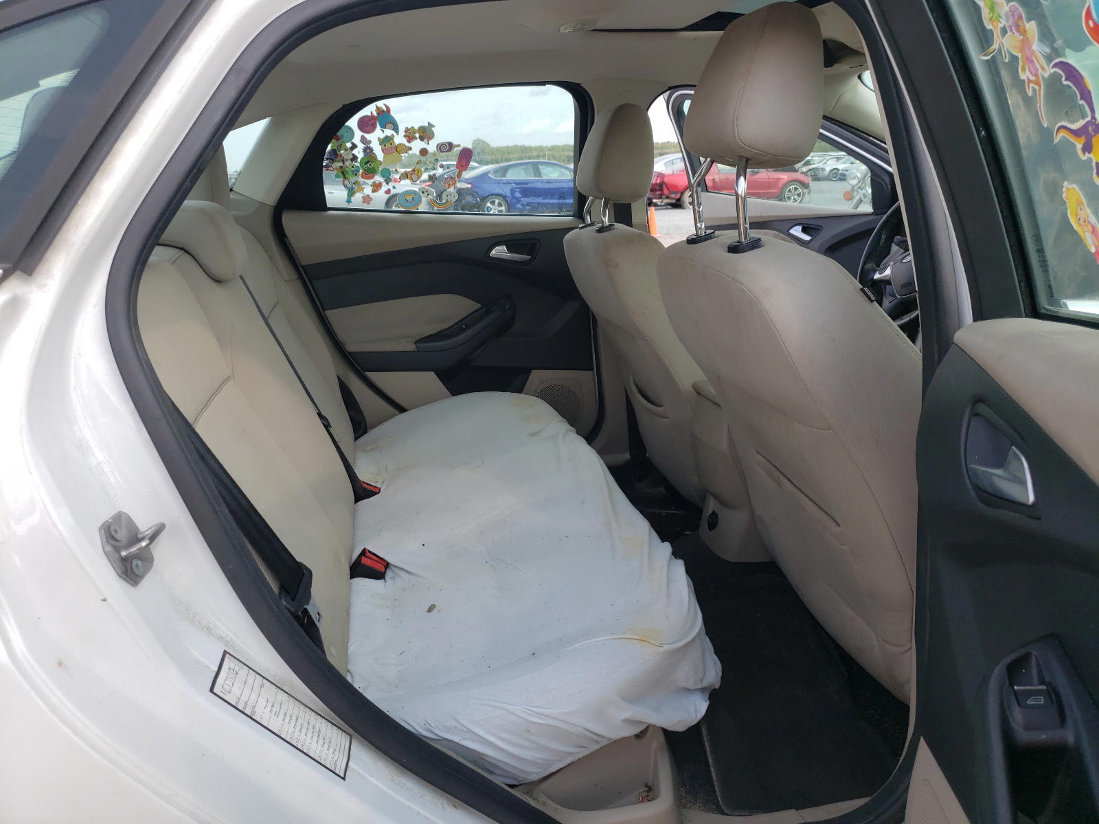 Photo 6 from auction – 2012 FORD FOCUS SEL with VIN 1FAHP3H22CL344525
