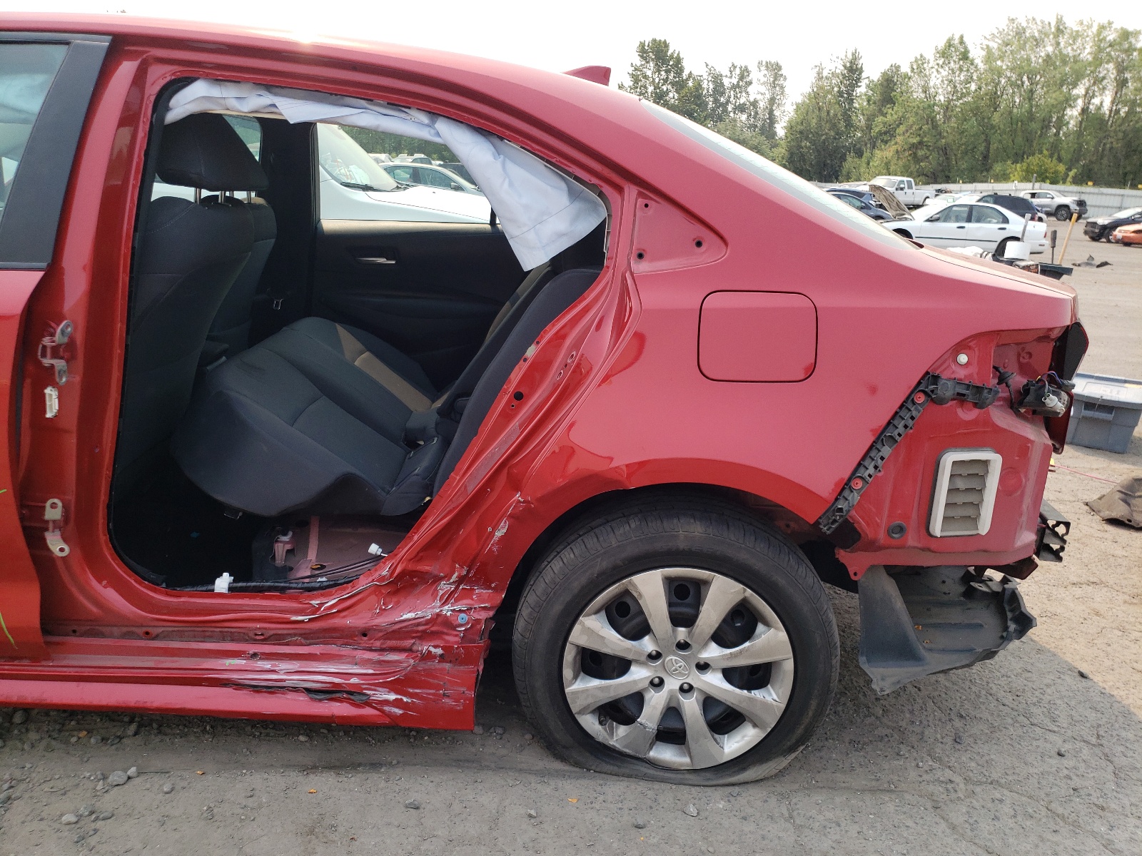 Photo 9 from auction – 2020 TOYOTA COROLLA LE with VIN 5YFEPRAE1LP008862
