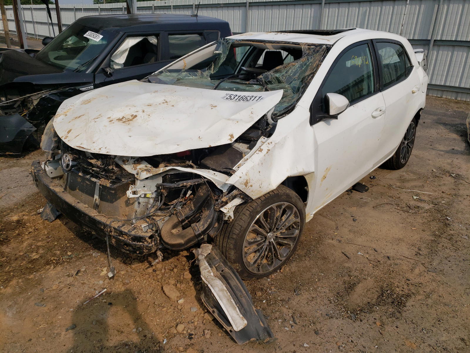 Photo 2 from auction – 2016 TOYOTA COROLLA L with VIN 5YFBURHE1GP488473