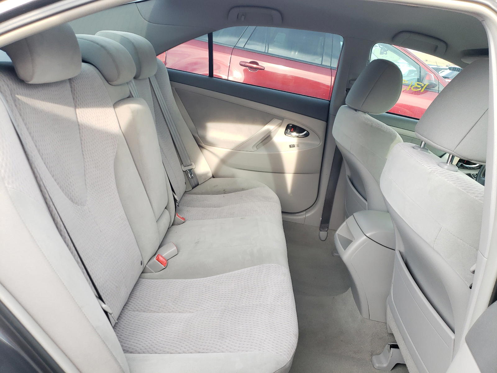 Photo 6 from auction – 2011 TOYOTA CAMRY BASE with VIN 4T4BF3EK2BR193347